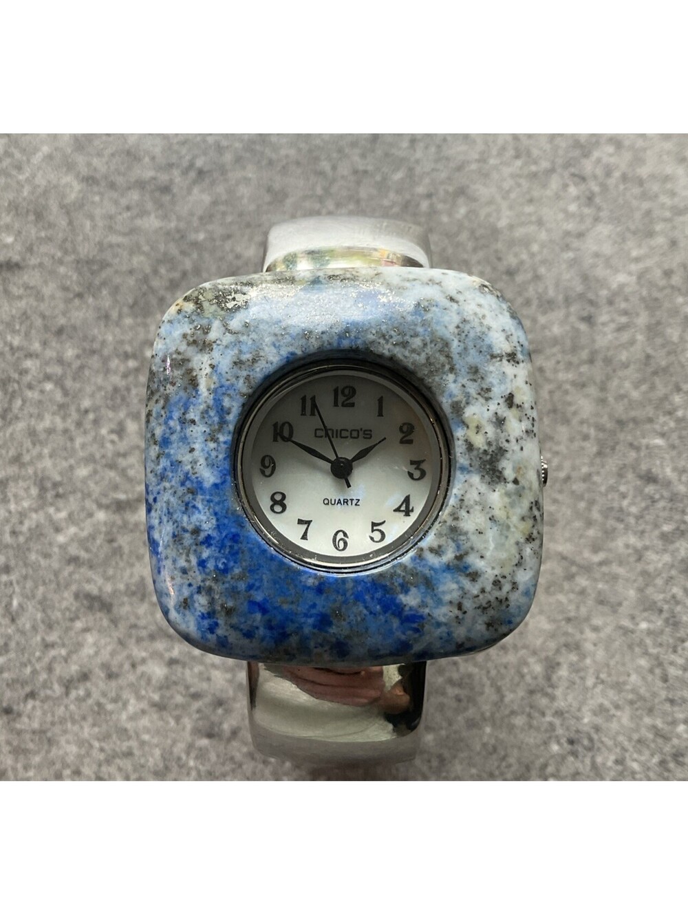 Beautiful Chicos Women’s Cuff Watch 38mm Silver Tone Case & Band A20